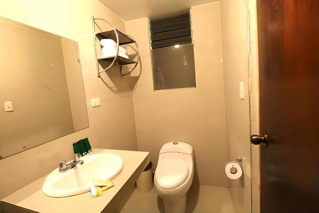 Hotel Carmen Plaza *